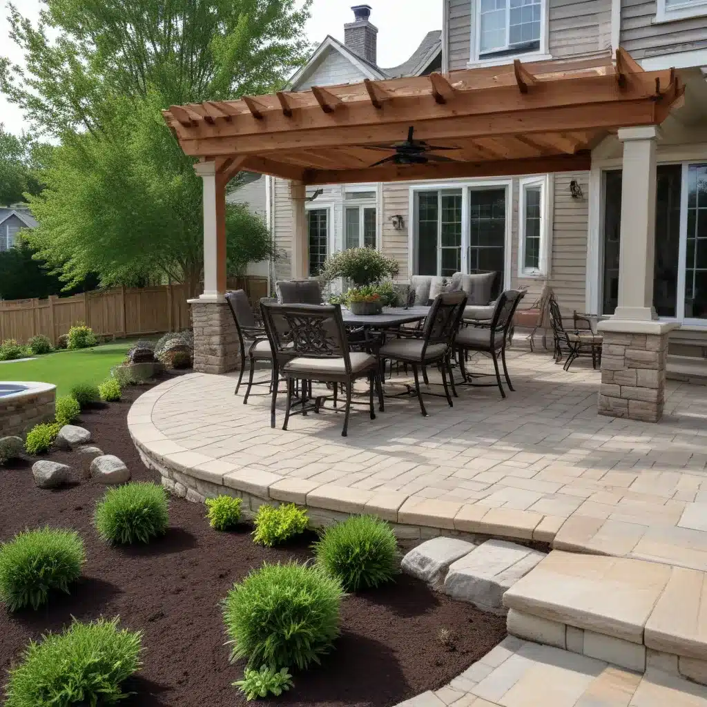 Designing Outdoor Living Spaces for Year-Round Use in Aberdeen